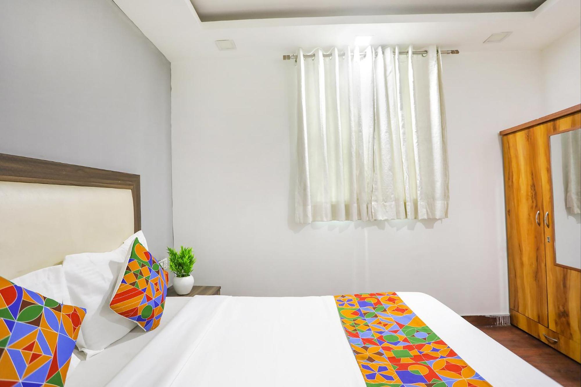 Fabexpress The Arrow Hotel นิวเดลี ภายนอก รูปภาพ