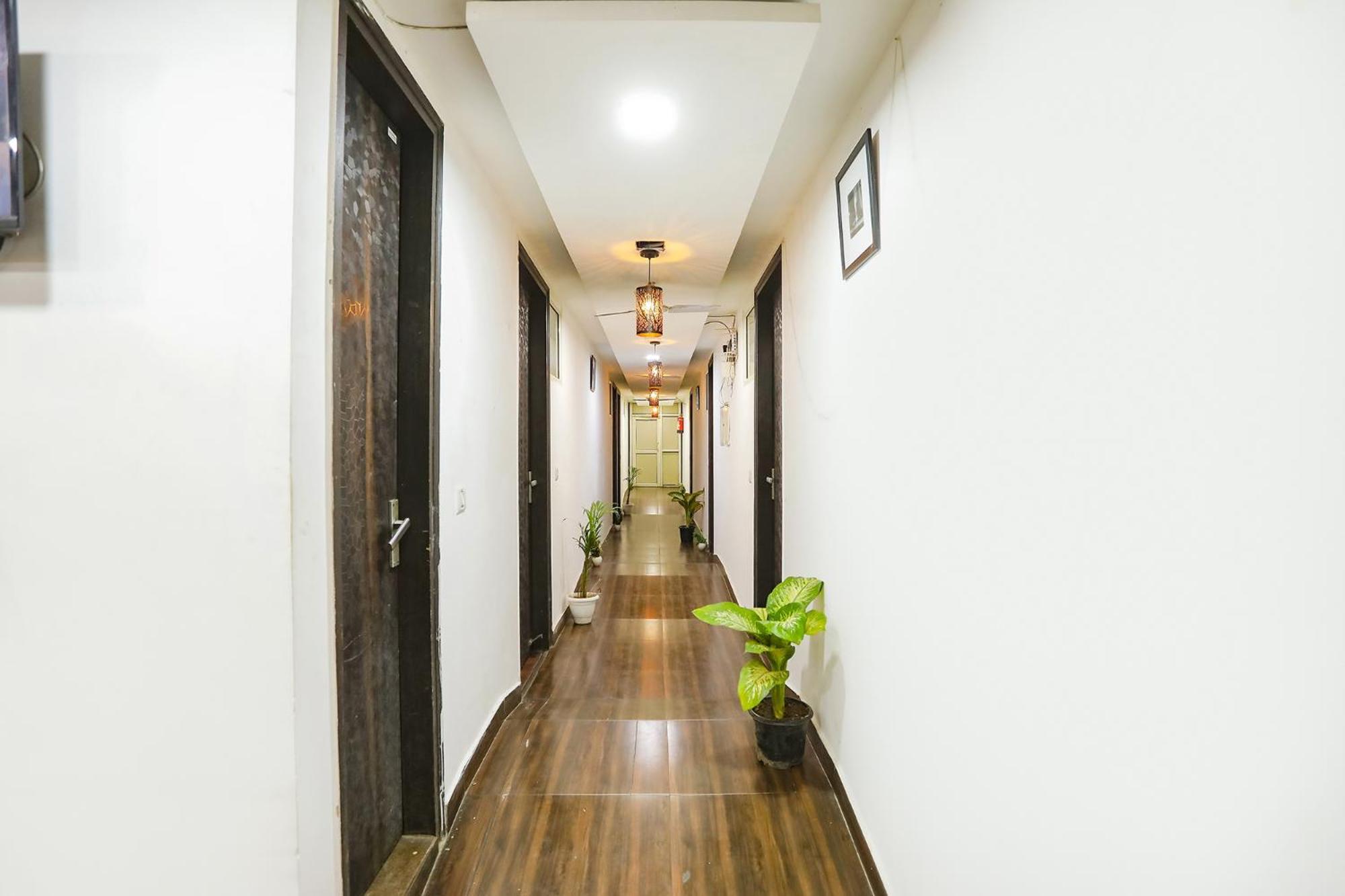 Fabexpress The Arrow Hotel นิวเดลี ภายนอก รูปภาพ