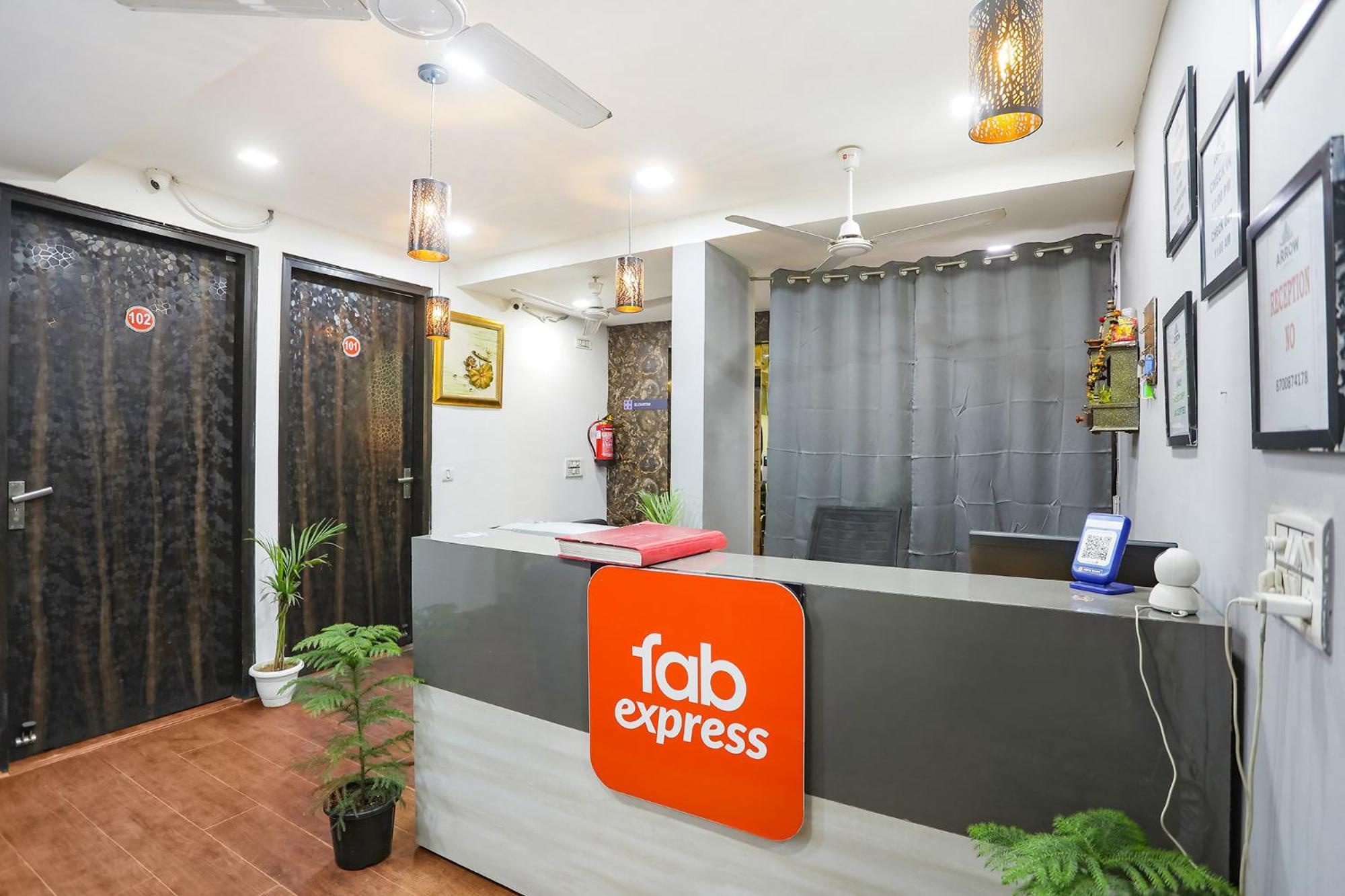 Fabexpress The Arrow Hotel นิวเดลี ภายนอก รูปภาพ